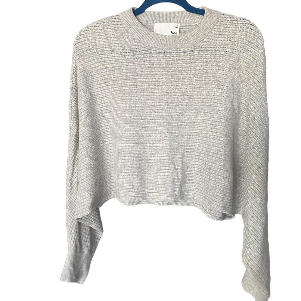 Wilfred Free x Aritzia "Lolan" Cropped, Oversized Sweater - Picture 3 of 8